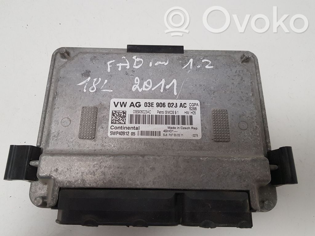 Skoda Fabia Mk2 (5J) Engine control unit/module 