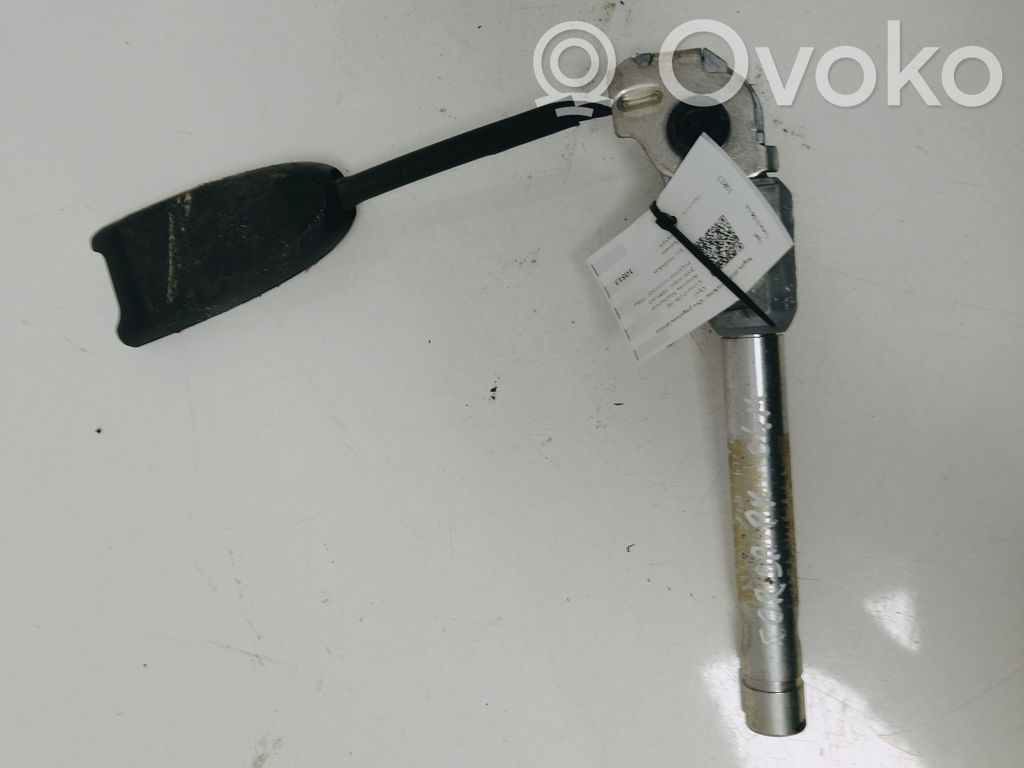 Opel Corsa D Hebilla del cinturón delantero 