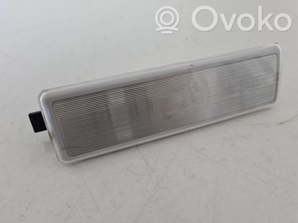 BMW 3 E46 Luz del asiento trasero 
