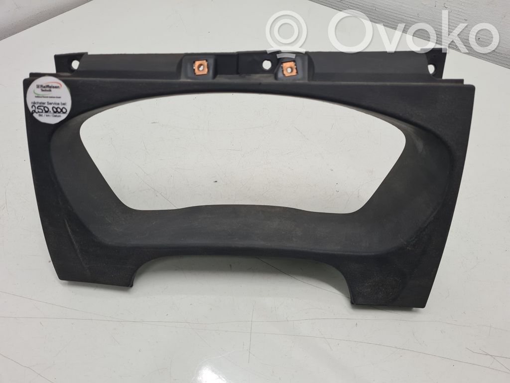 Ford Transit Kojelaudan kehys 