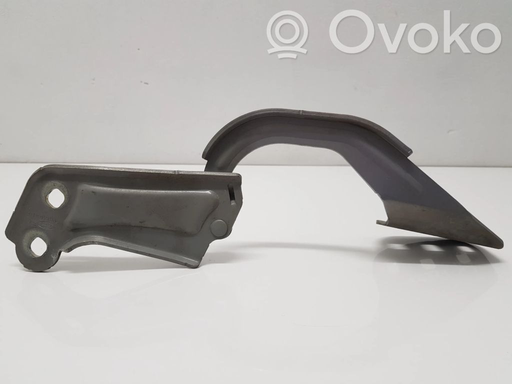 Ford Focus Zawiasy pokrywy / maski silnika 