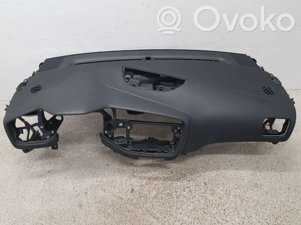 KIA Ceed Панель 