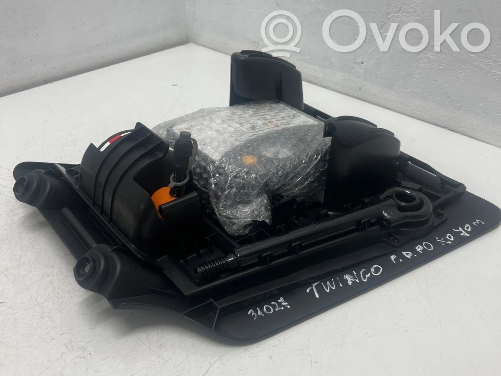 Renault Twingo III Set di attrezzi 