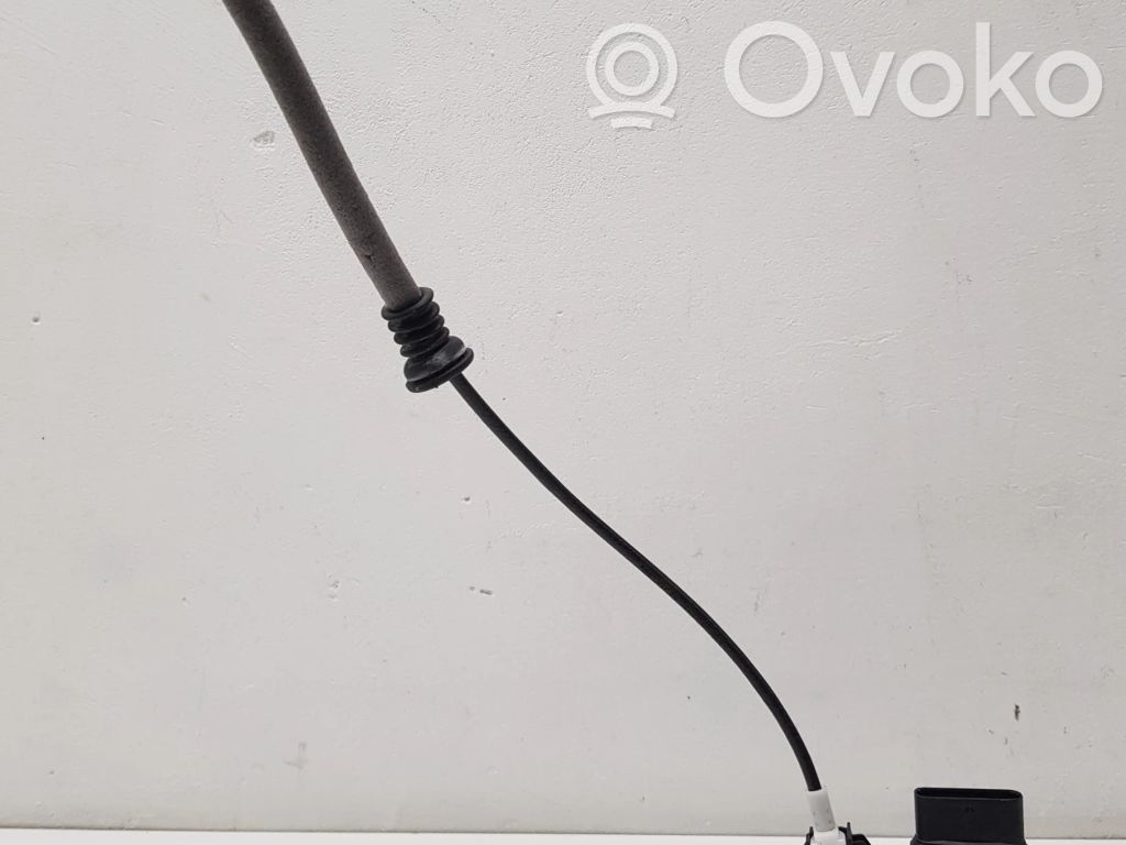Volvo XC40 Takaoven lukko 