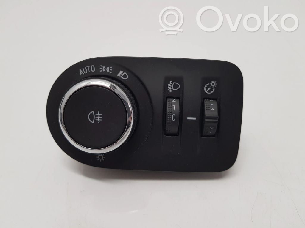 Opel Corsa F Interrupteur d’éclairage 