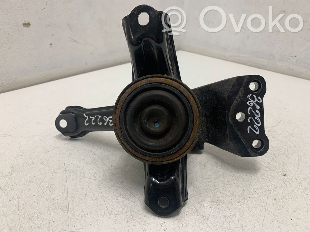 KIA Stonic Engine mount bracket 