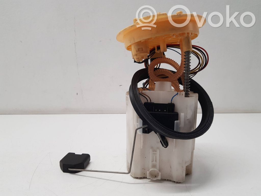 Volkswagen Touran III In-tank fuel pump 