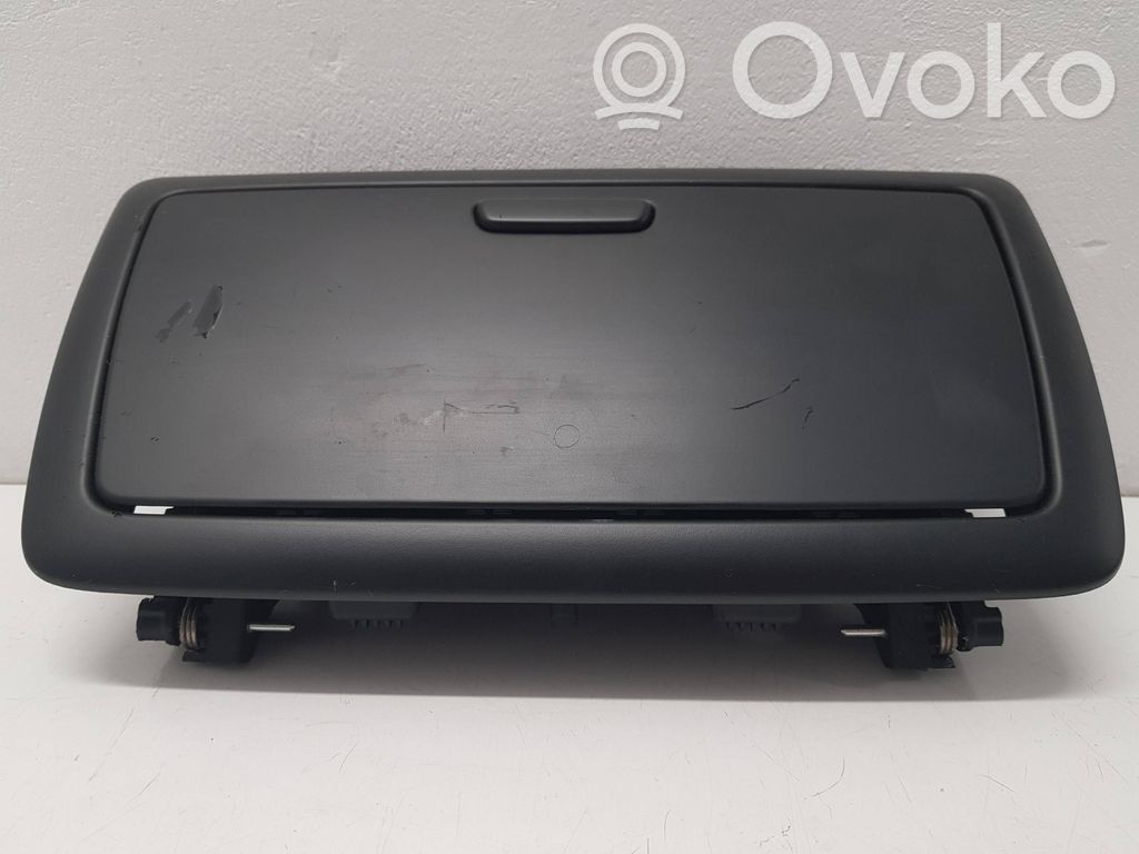 BMW 1 E81 E87 Glove box 