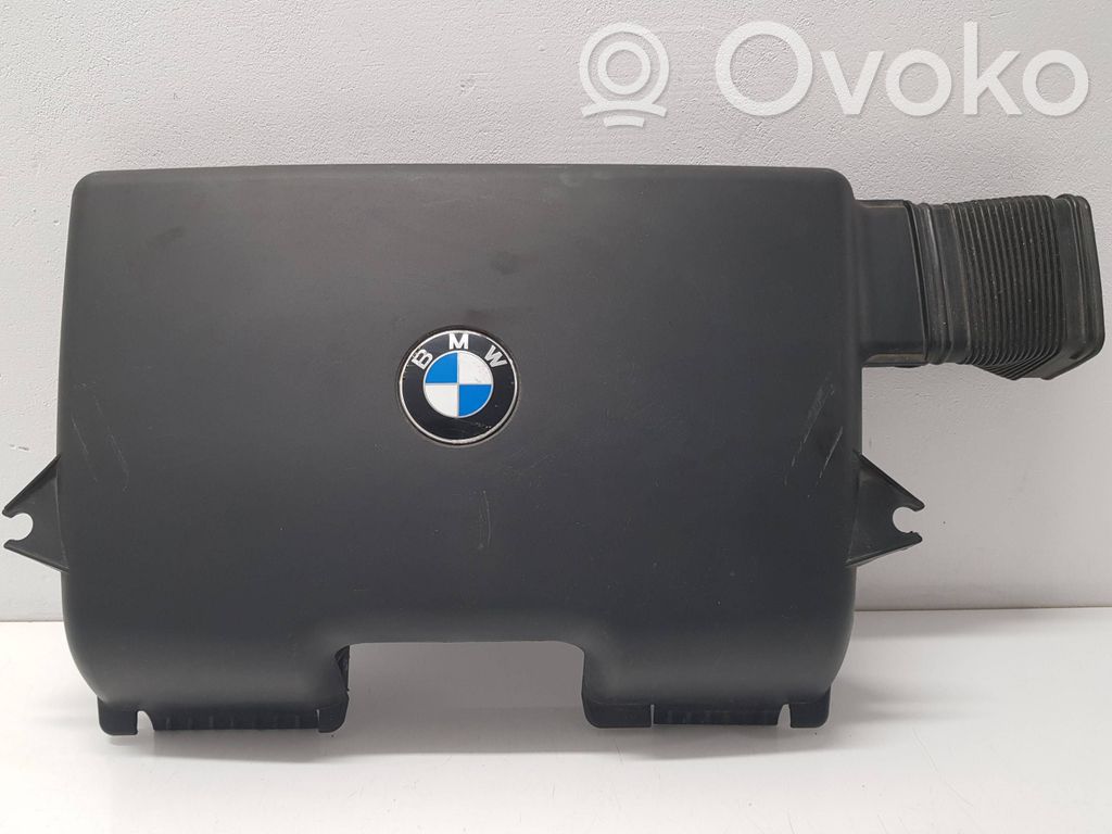 BMW 1 E81 E87 Ilmanoton kanavan osa 