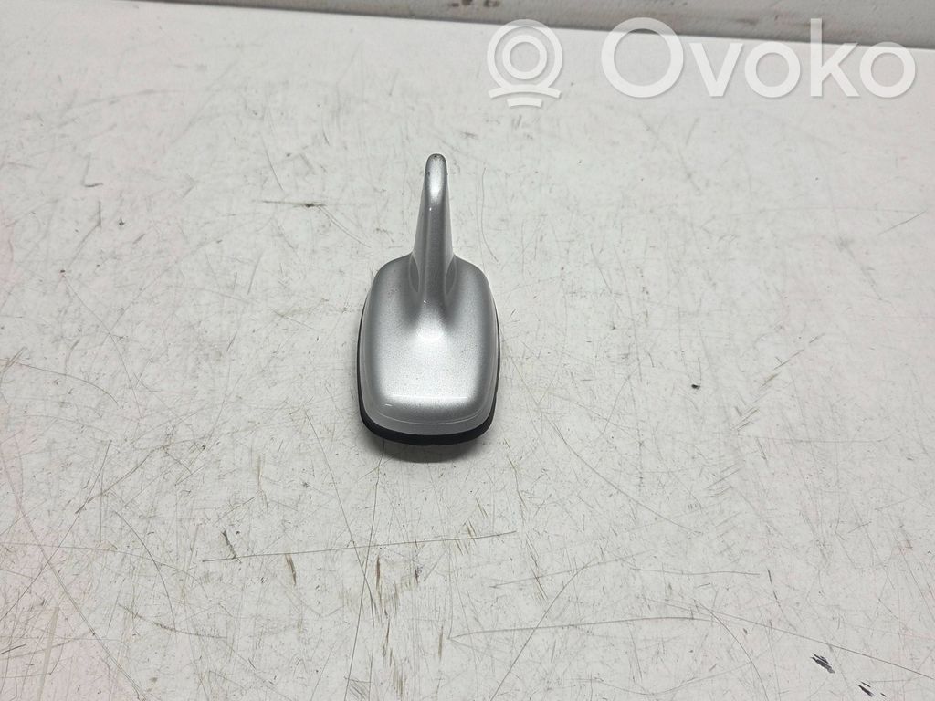Audi S5 GPS-pystyantenni 
