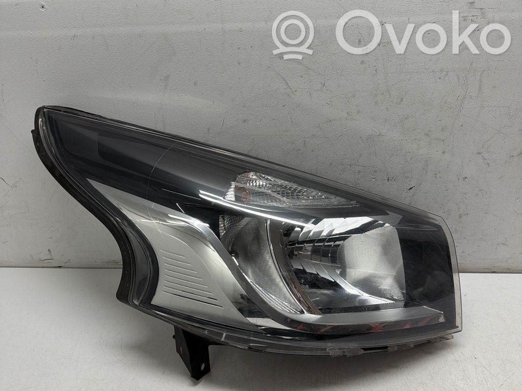 Renault Trafic III (X82) Faro/fanale 