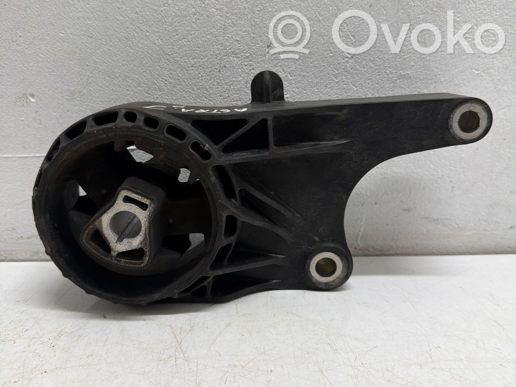Engine mount bracket   13248600