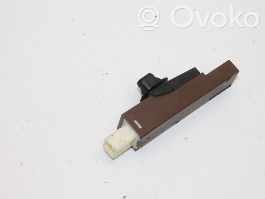 Keyless system antenna