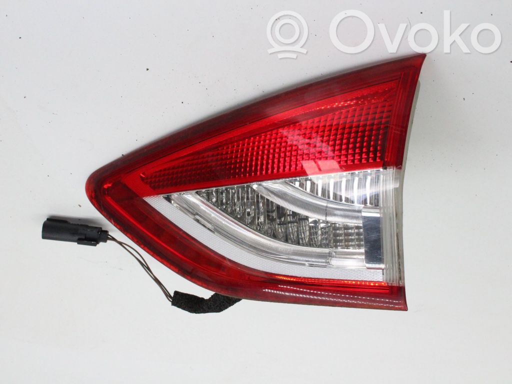 Ford Kuga II Takaluukun takavalot 