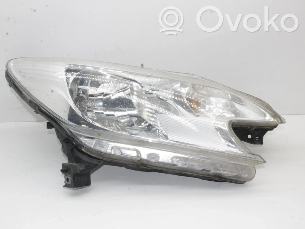 Nissan Note (E12) Scheinwerfer 
