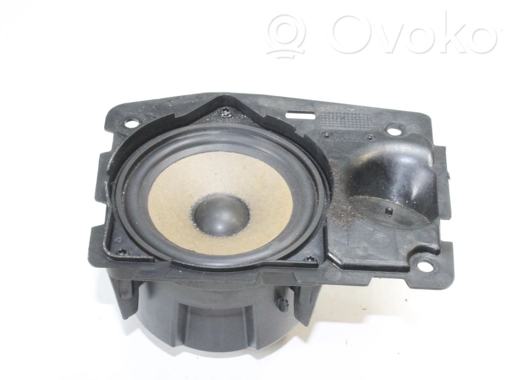 BMW 7 E65 E66 Altavoz de la puerta trasera 