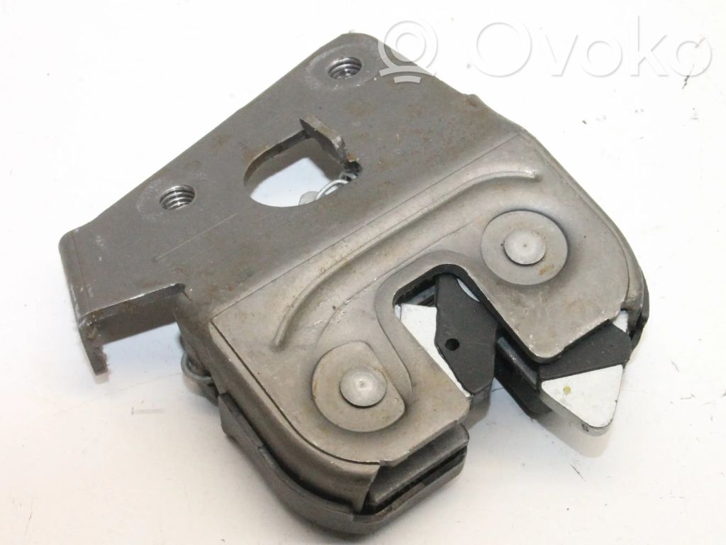 BMW 4 F32 F33 Kita salono detalė 