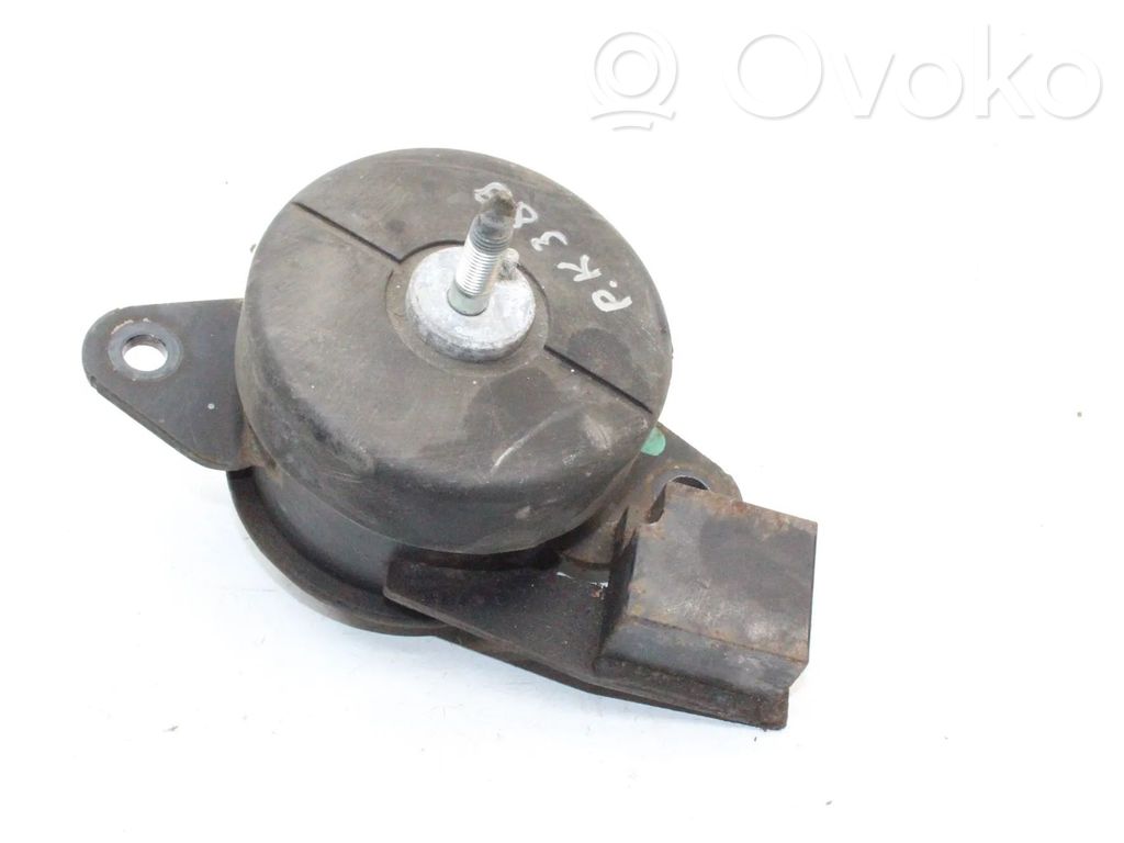 Engine mount bracket