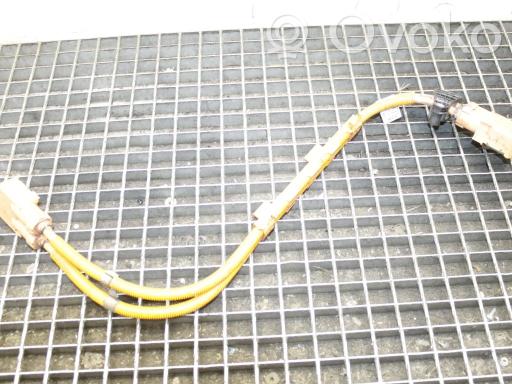 Plug wire   9396561