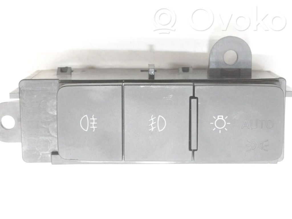 Skoda Octavia Mk4 Light switch 