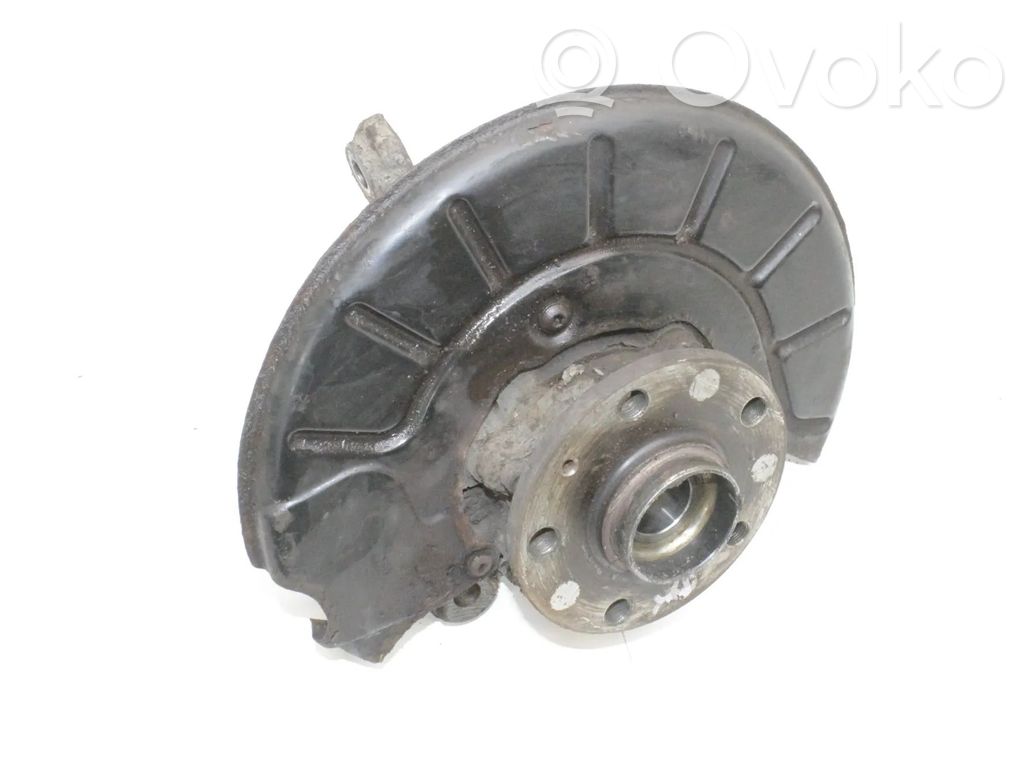 Cubo de rueda delantera