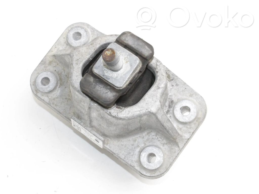 Land Rover Range Rover L405 Engine mount bracket 