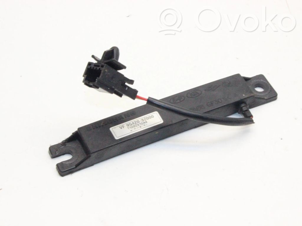 Hyundai i40 Amplificator antenă aeriană