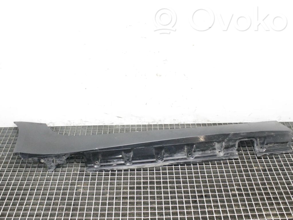 Sill   7016530