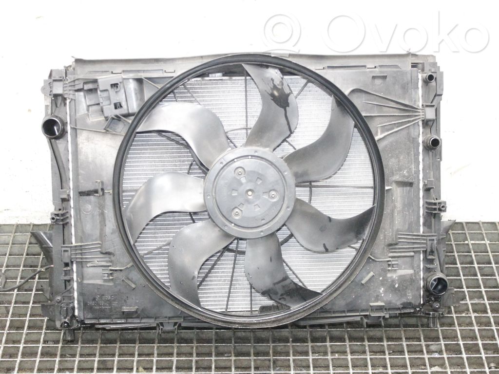 Mercedes-Benz C W205 Set radiatoare 