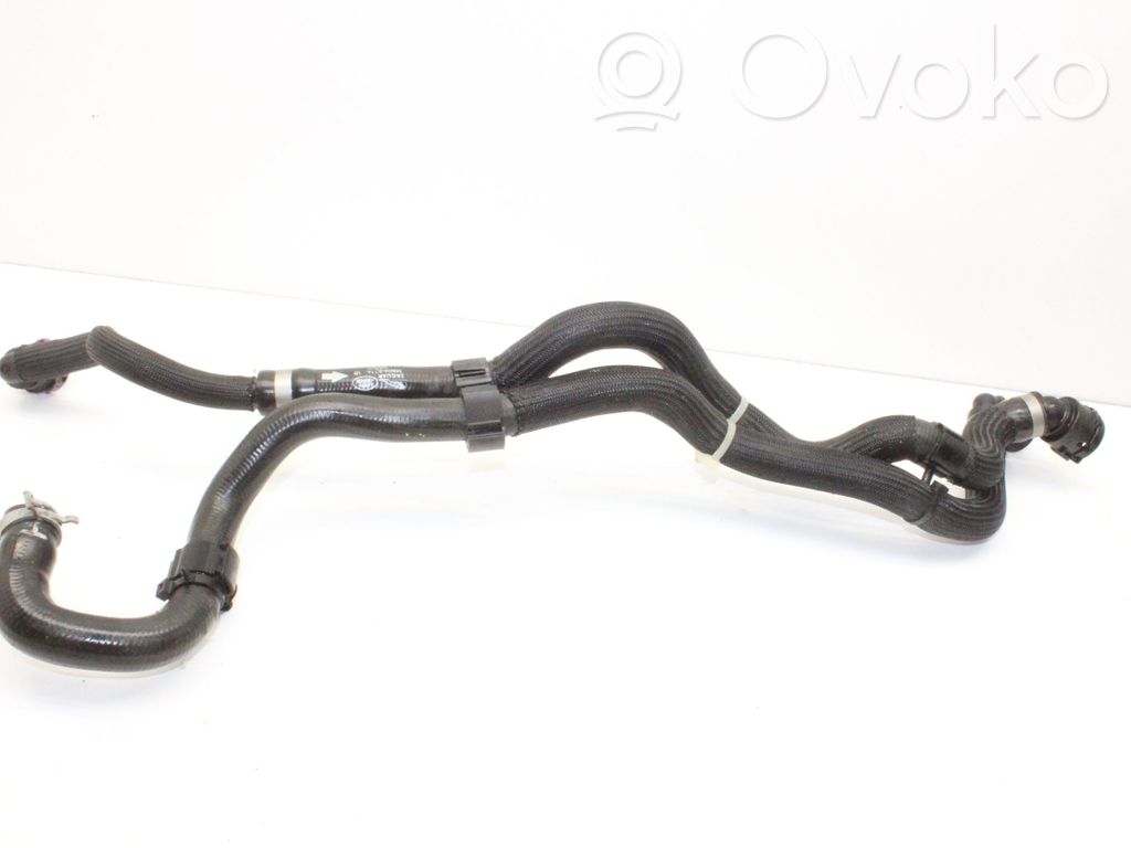 Jaguar I-Pace Engine coolant pipe/hose 