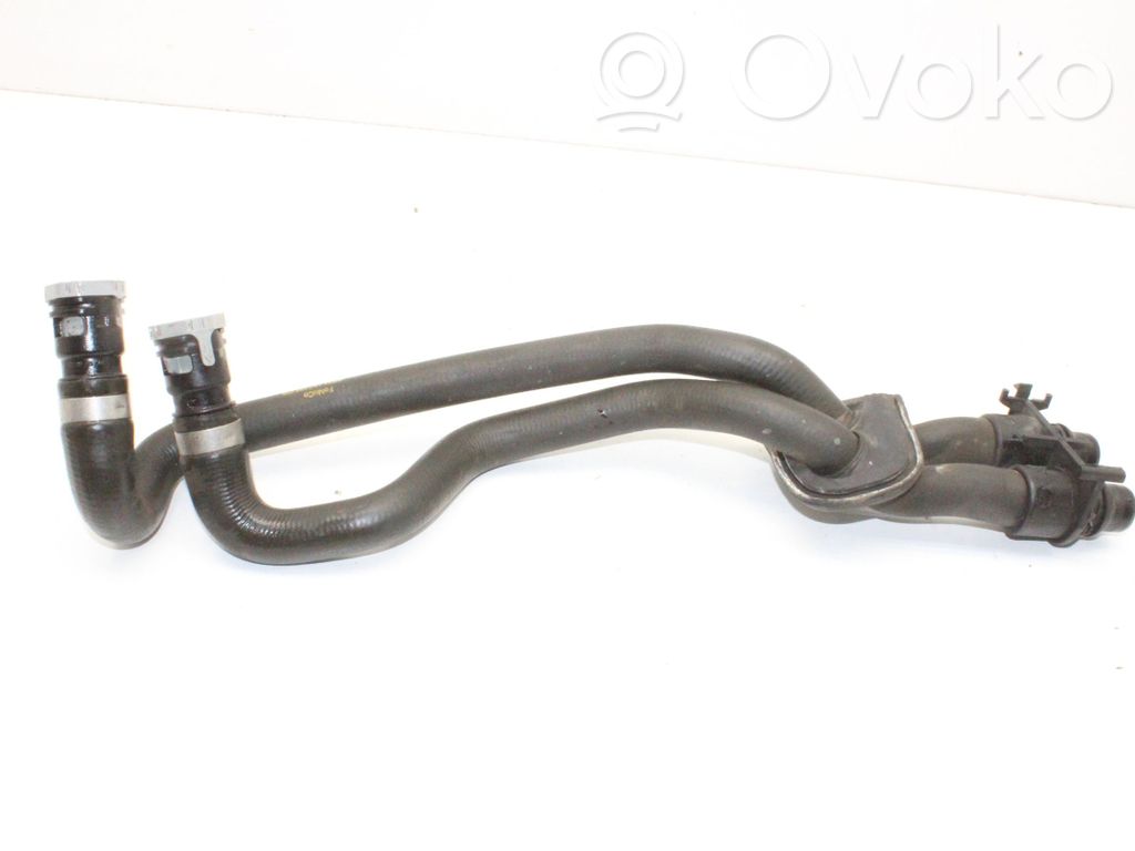 Land Rover Range Rover Evoque L538 Tuyau de liquide de refroidissement moteur 