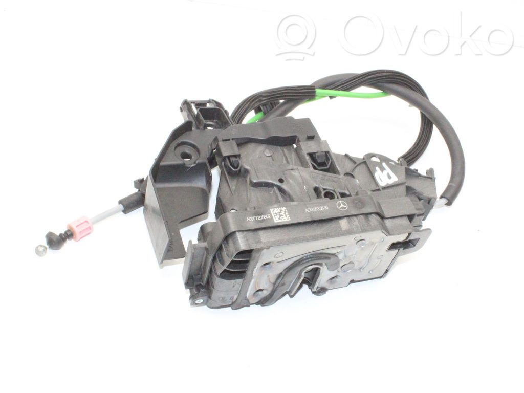 Mercedes-Benz EQS V297 Serrure de porte avant 