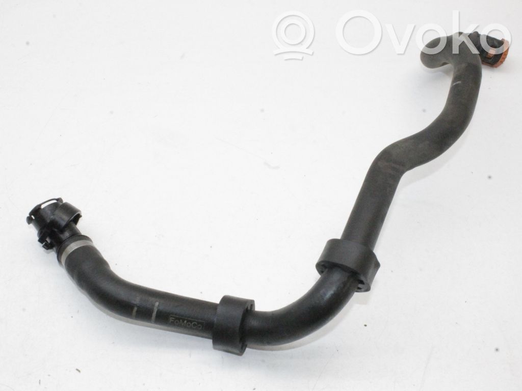 Ford Kuga II Tuyau de liquide de refroidissement moteur