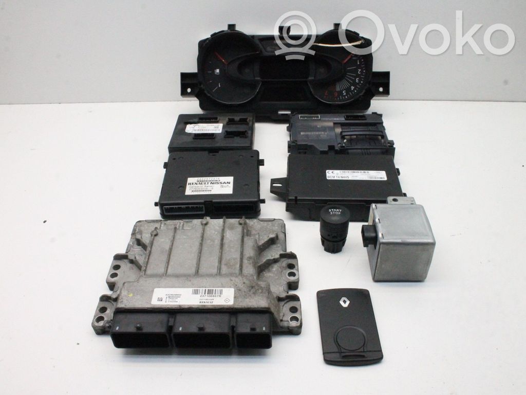 Engine ECU kit and lock set   237106957R,284B17152R,231A00174R,248101085R,285257297R,285905719R,487000409R