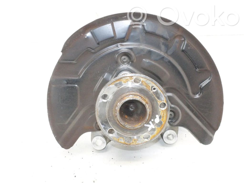 Cupra Born Cubo de rueda delantera 