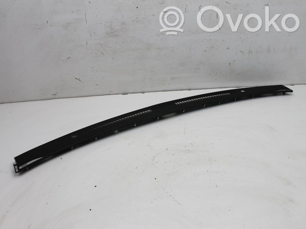 Infiniti Q50 Cache enceinte centrale