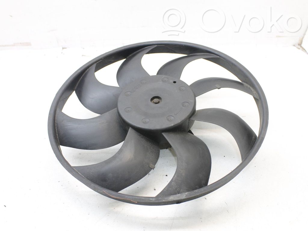 Opel Movano B Girante ventola 
