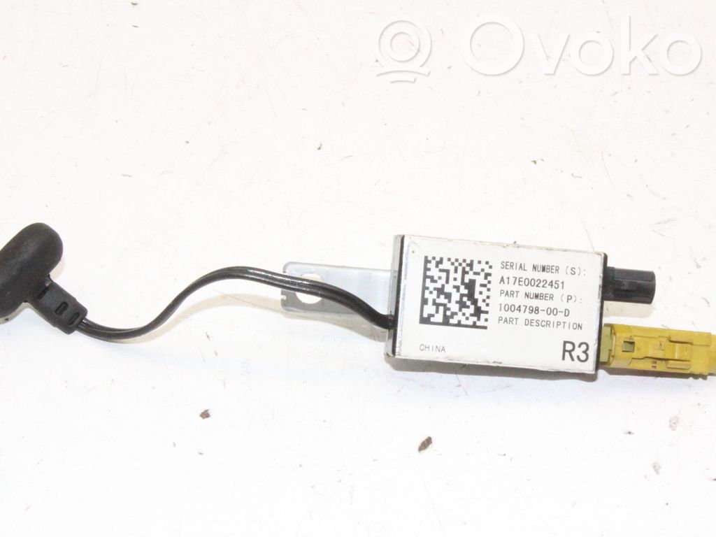 Tesla Model S Antenos stiprintuvas 