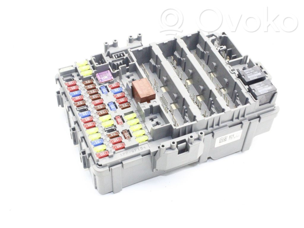 Honda CR-V Fuse module 