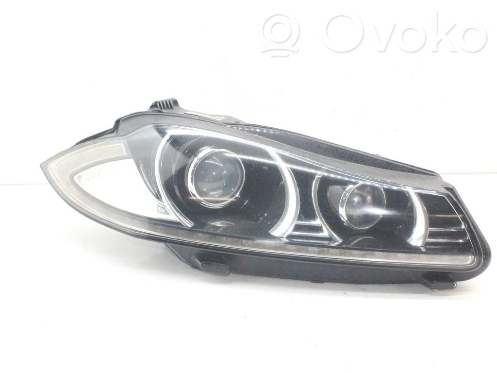 Jaguar XF X250 Lampa przednia