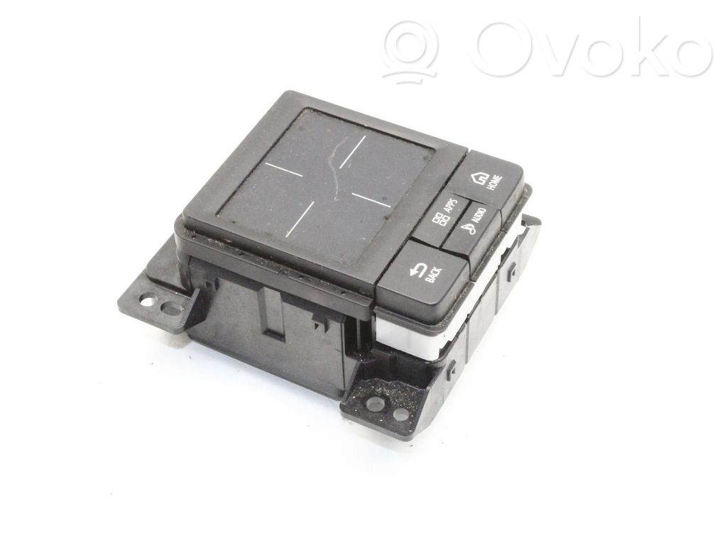 Mitsubishi Eclipse Cross Head unit multimedia control 