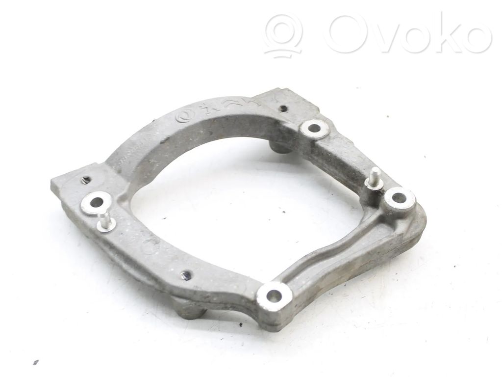 Opel Corsa F Staffa di montaggio del compressore dell’A/C
