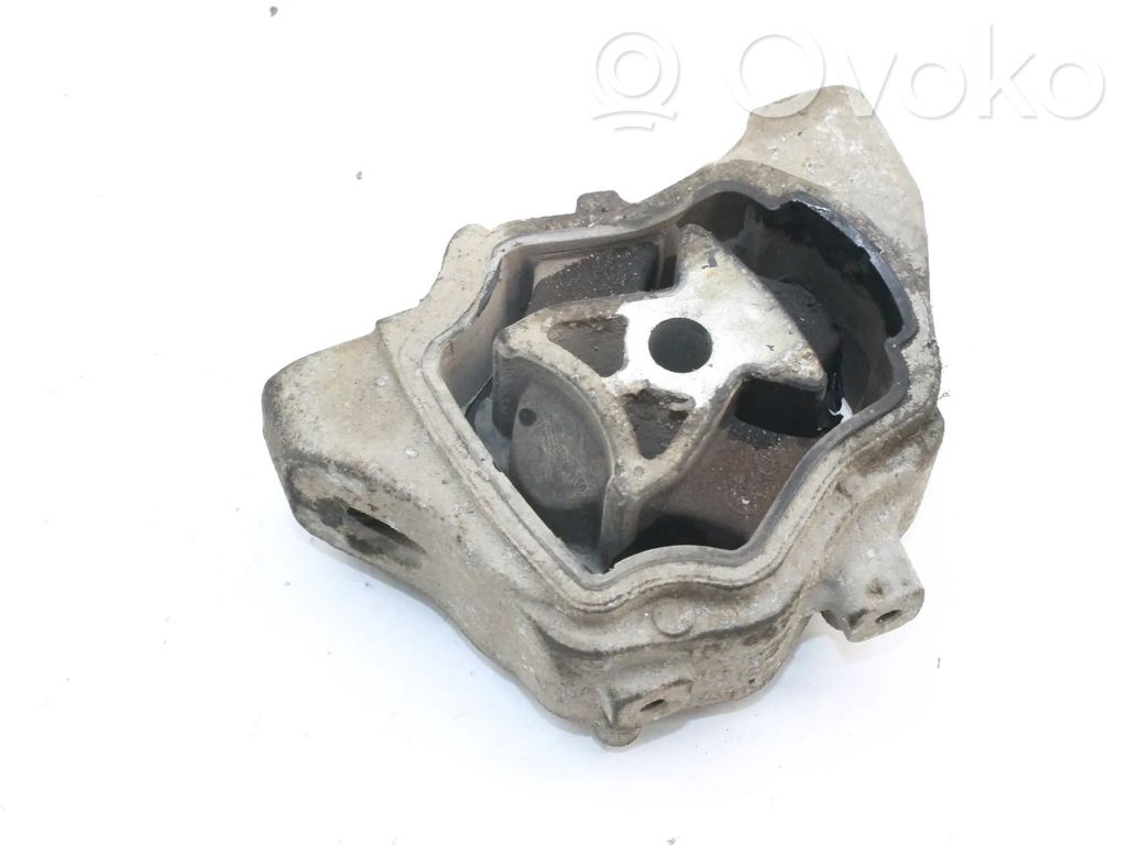 Engine mount bracket   31277312