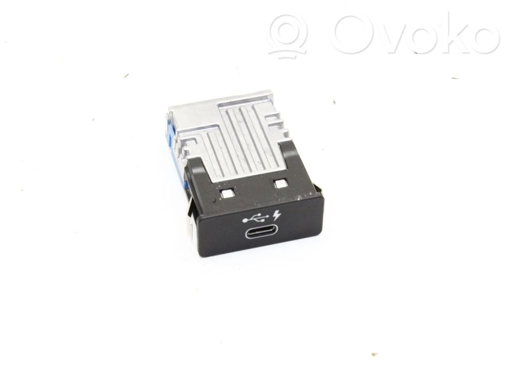 Enchufe conector USB   8711939