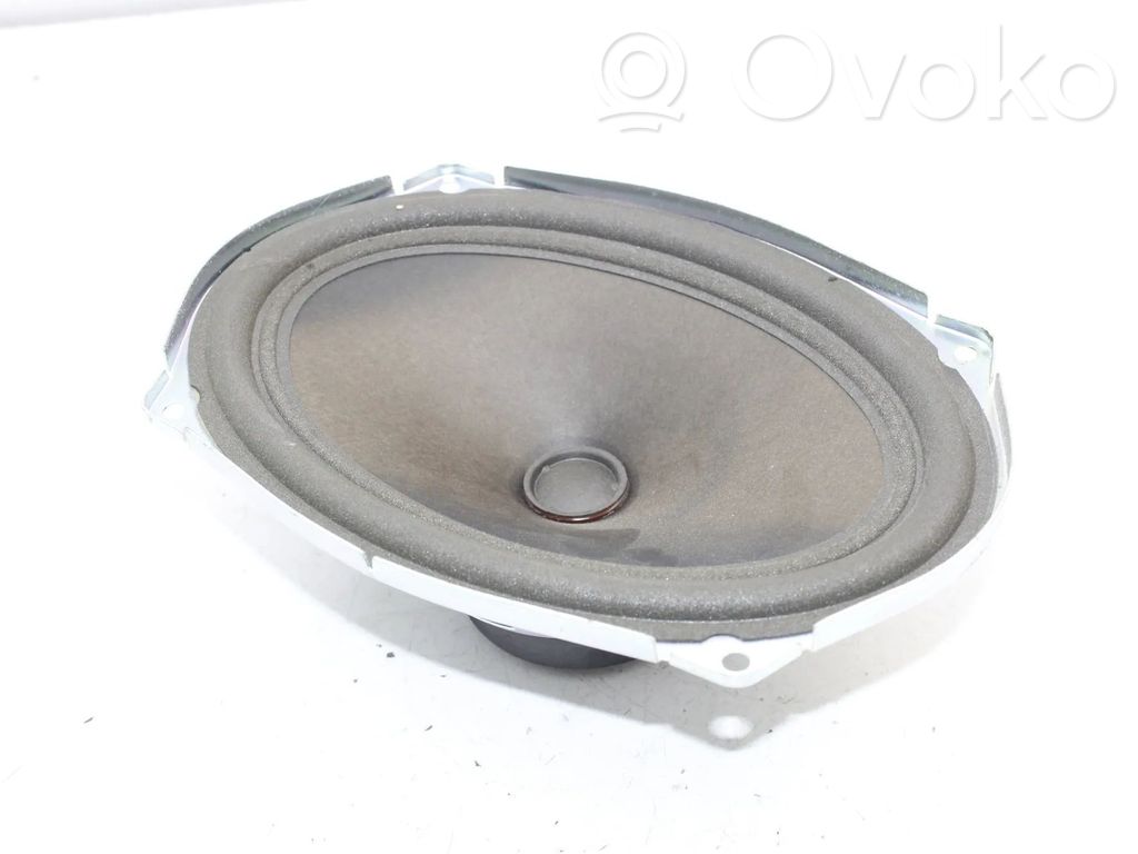 Altavoz de la puerta trasera   3422633