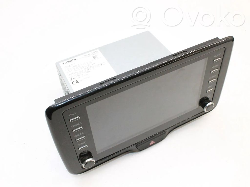 Toyota Yaris XP210 Panel / Radioodtwarzacz CD/DVD/GPS 