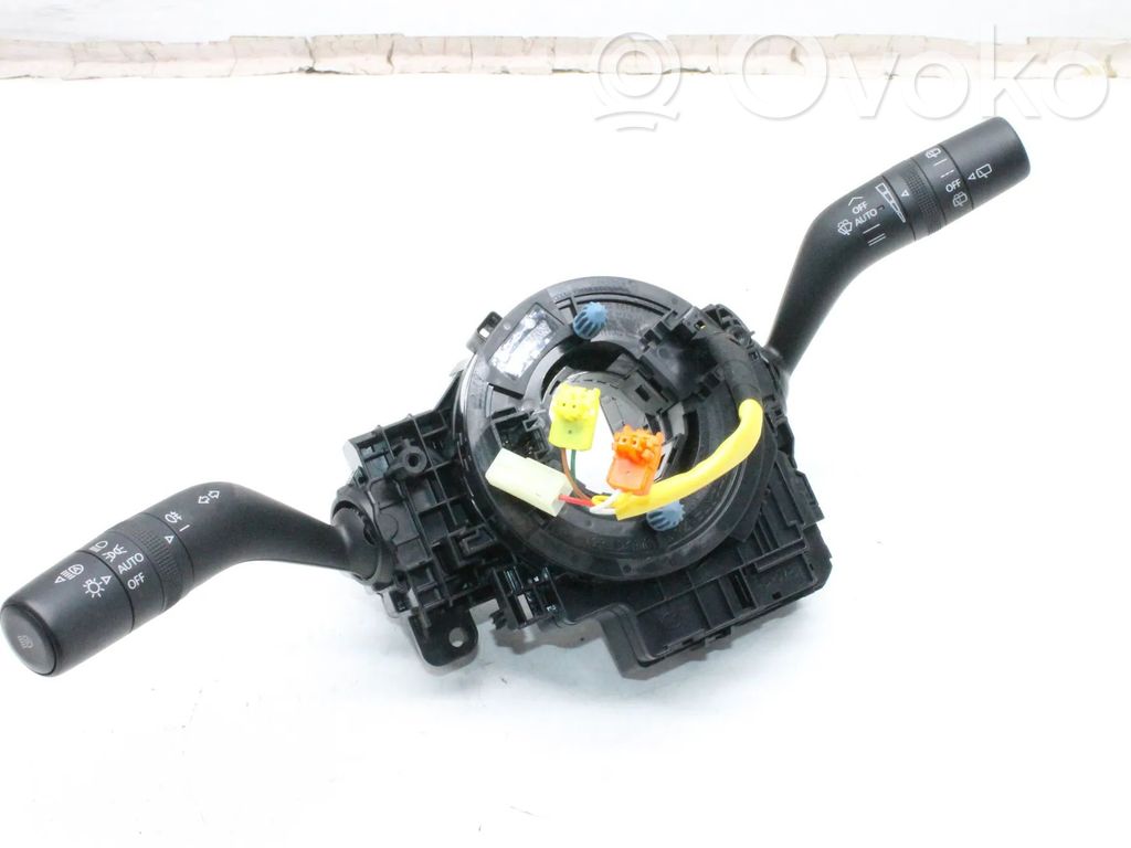 Commodo de clignotant   BDGG66CS0C