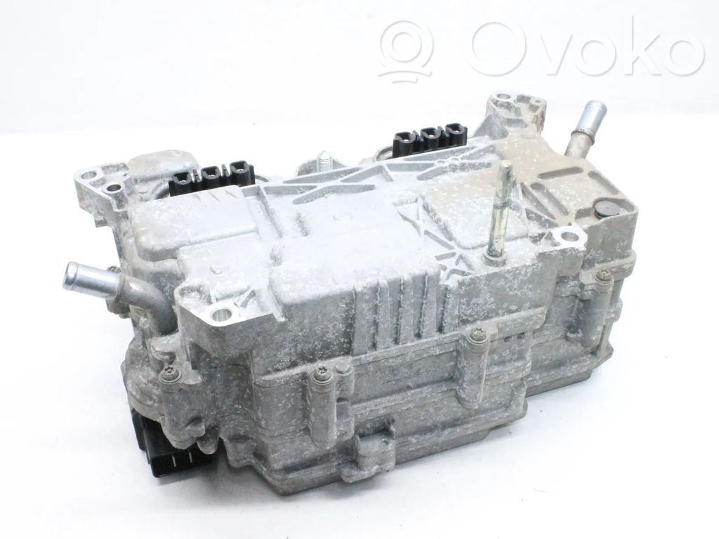 Inversor/convertidor de voltaje   1B0005RDE02