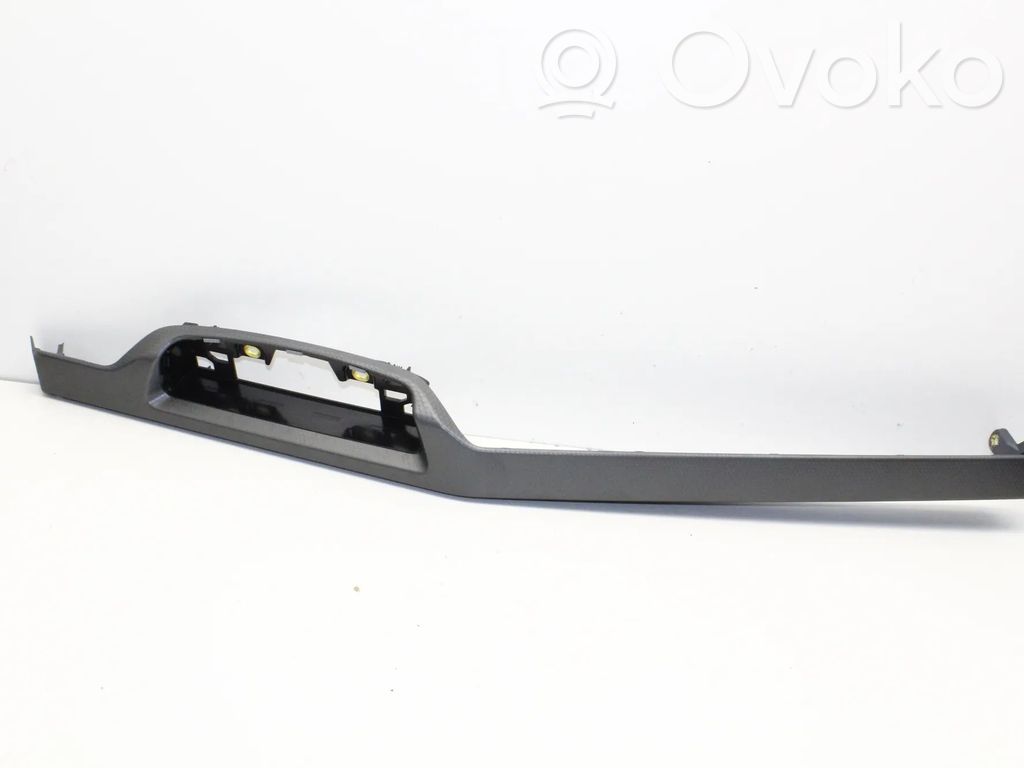 Moldura de la guantera   82C853190