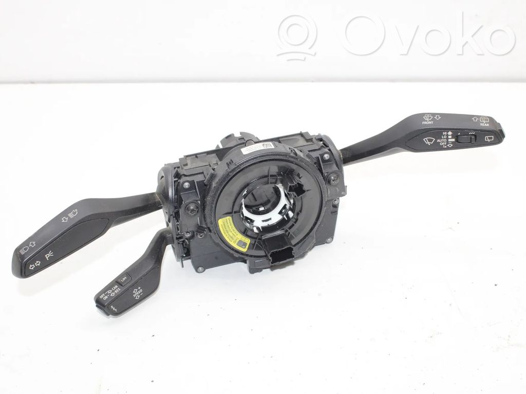 Audi Q7 4M Leva indicatori 